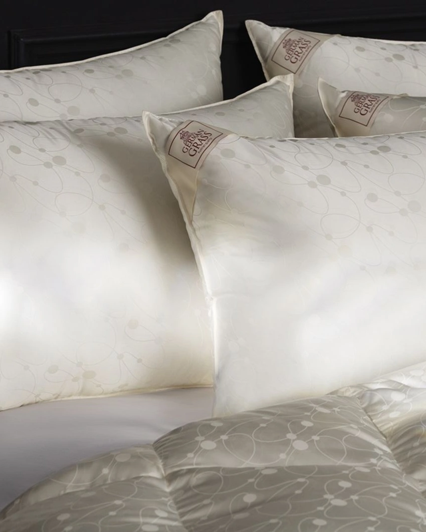 Подушка из пуха гаги EXCLUSIVE SILK EIDER DOWN средняя 50x68