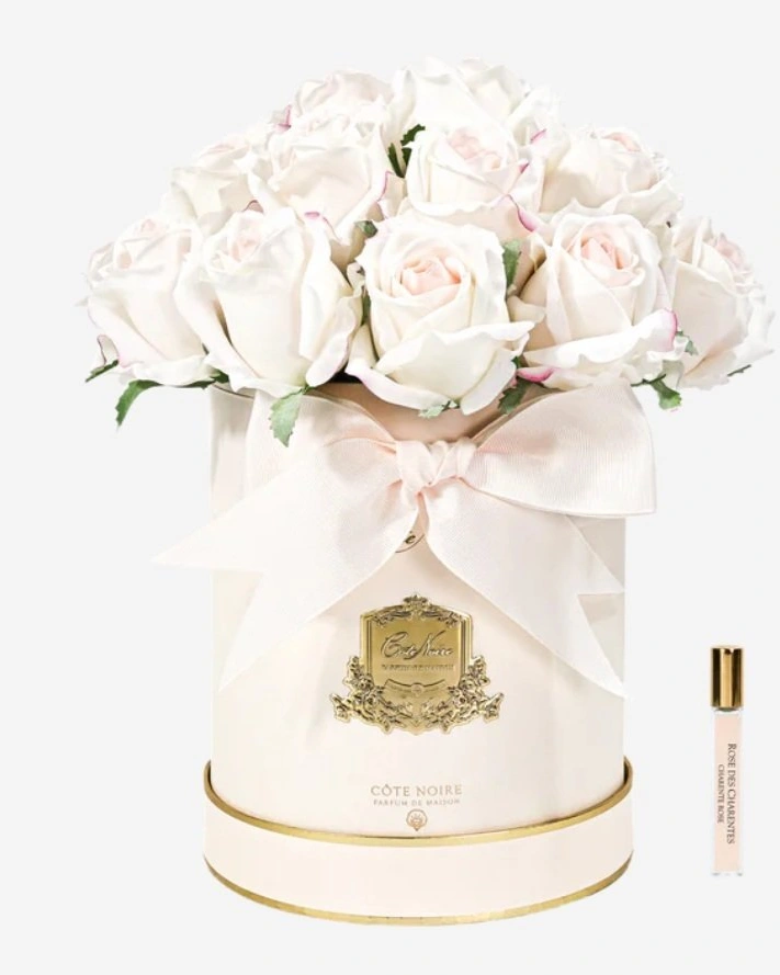 Букет из бутонов роз ROSE BUDS HAT pink blush, бледно-розовый, 1 спрей 10 мл