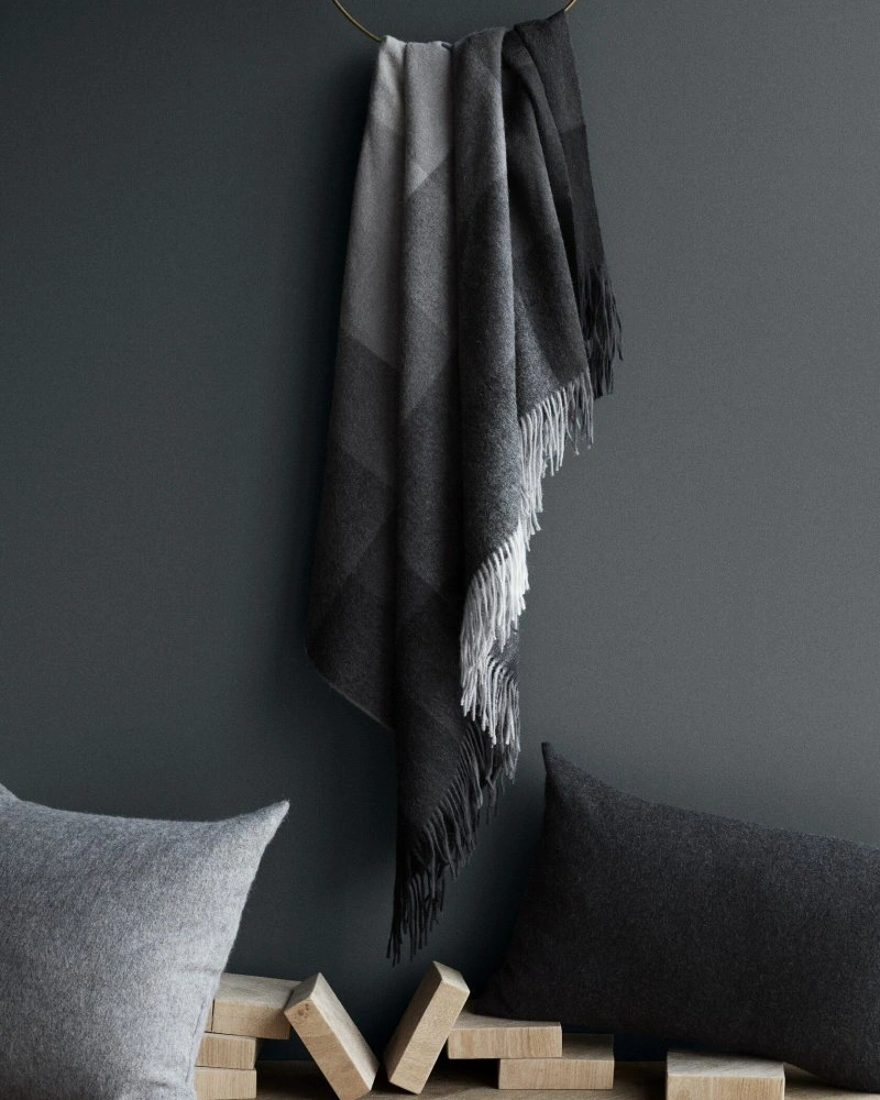 INCA grey Плед 130/200 ,50% альпака + 40% овечья ше рсть + 10% микрофибра, 560 гр