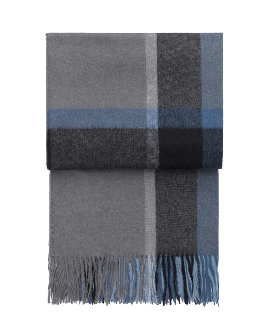MANHATTAN steel blue/dusty ocean Плед 130/200 , 50% альпака + 40% овечья шерсть + 10% микрофибра, 56
