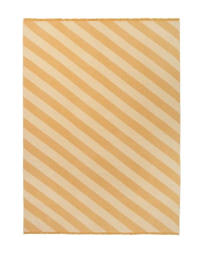 FISHBONE yello ochre Плед 130/190 , 50% альпака + 40% овечья шерсть + 10% микрофибра, 700 гр