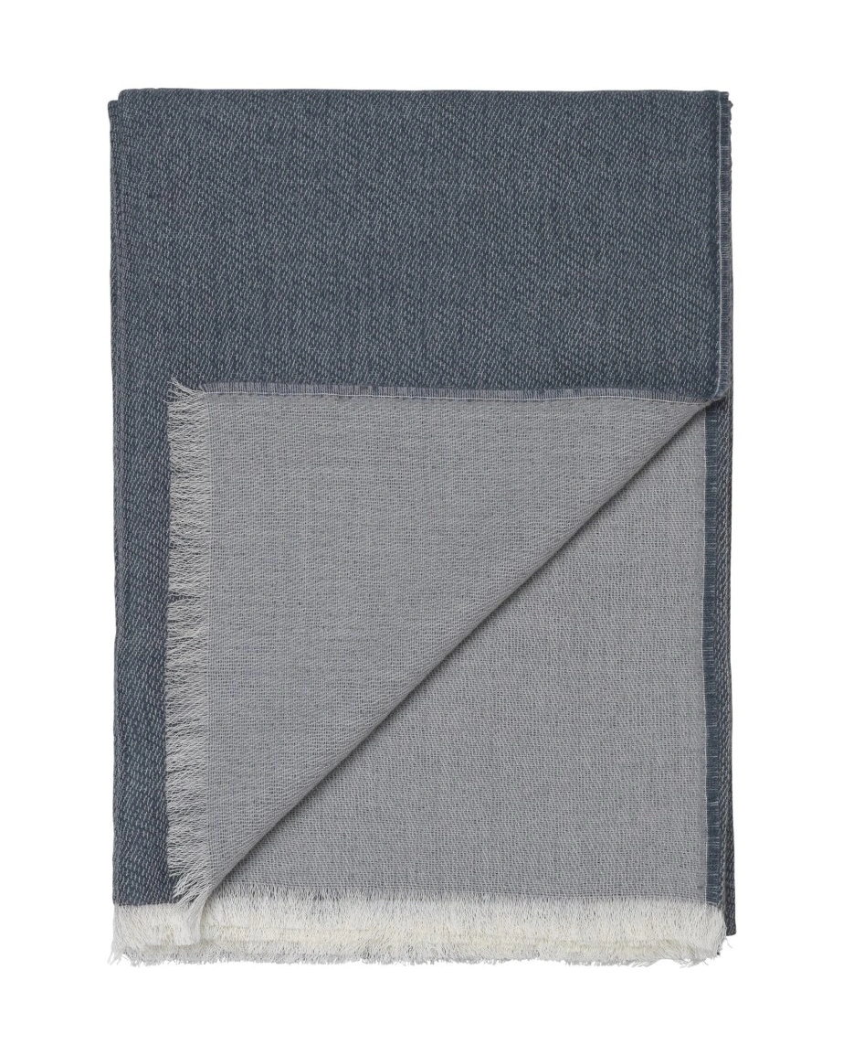 VENICE white/grey blue Плед 130/190 74% беби альпака 26% овечья шерсть 675 гр