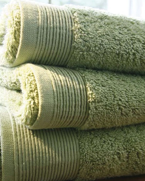Полотенце UNI LICHEN 100/150 зеленый хлопок 600гр/м3