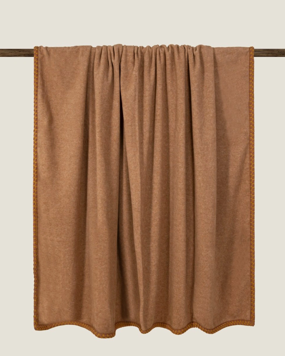 Покрывало-плед SOFT BAMBOO BISCOTTO, желто-коричневый, 220х260, бамбук 40% полиэстер 60%, 1750г