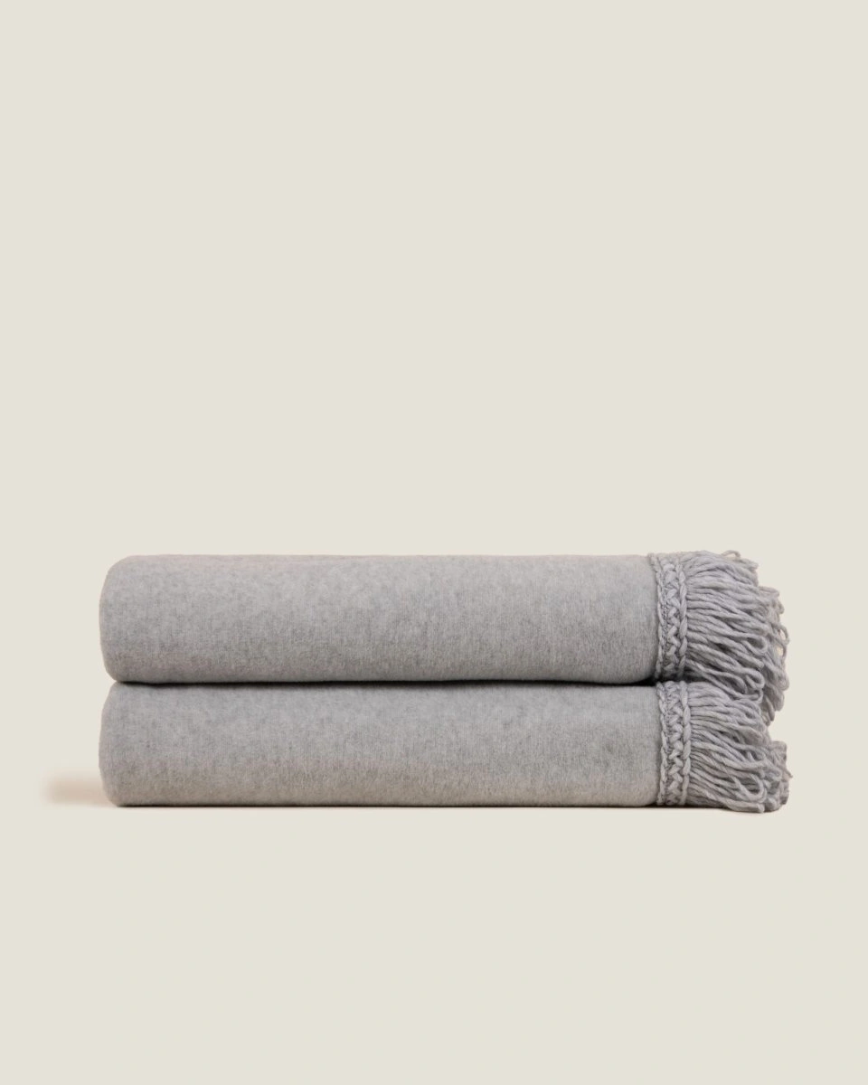 Плед Frati SOFT BAMBOO GRIGIO PERLA с тесьмой Matisse, серый однотонный, 160х200, бамбук 40% полиэст