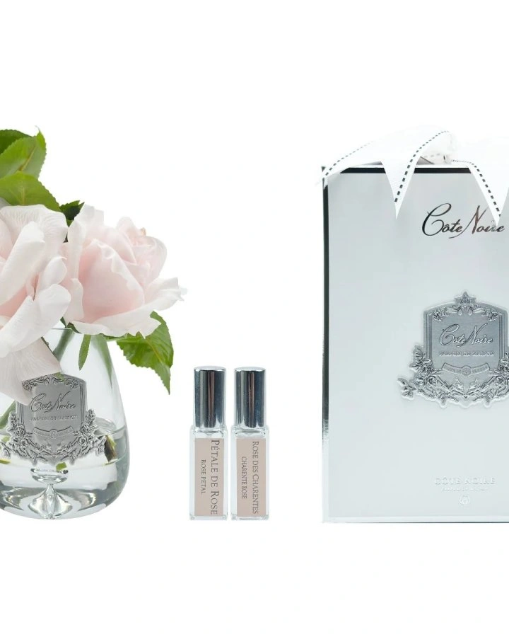 TEA ROSE french pinkБукет роз, цвет розовый, прозрачная ваза, 2 спрея 5 мл ВхШхД 21х17х17 см