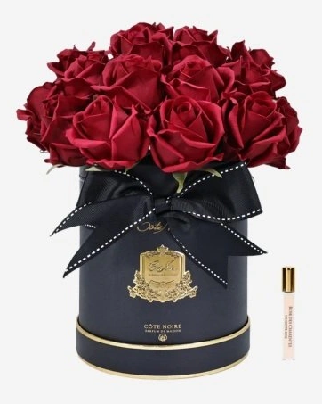 Букет из бутонов роз ROSE BUDS HAT carmin red, красный, 1 спрей 10 мл