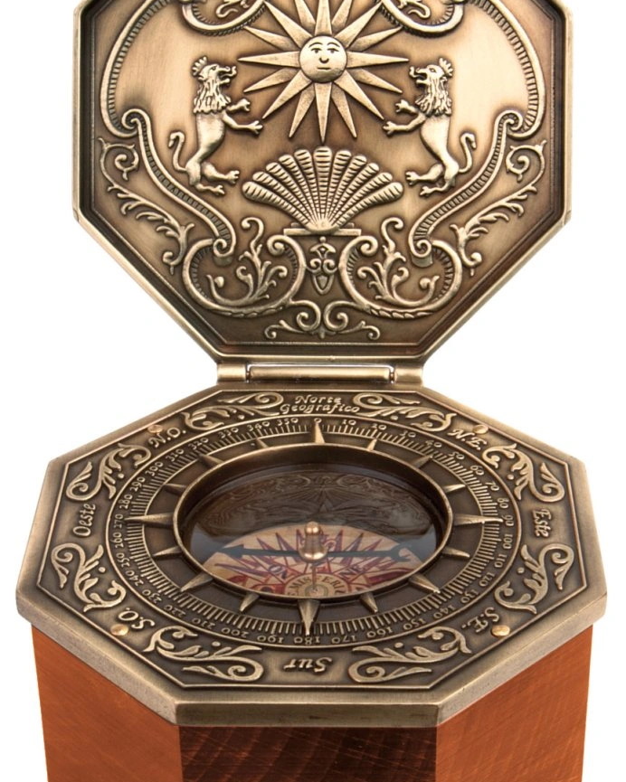 Магнитный компас Hemisferium Magnetic Compass диам 10 Н 5,8 см, бронза