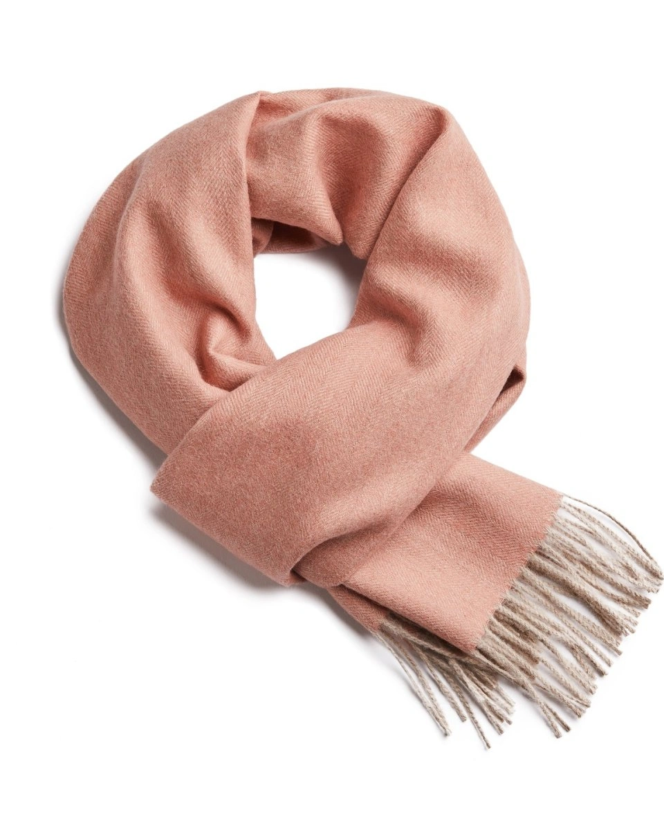 FISHBONE NUDE PINK-BEIGEШарф, ткань в ёлочку, 30х200 100% беби альпака