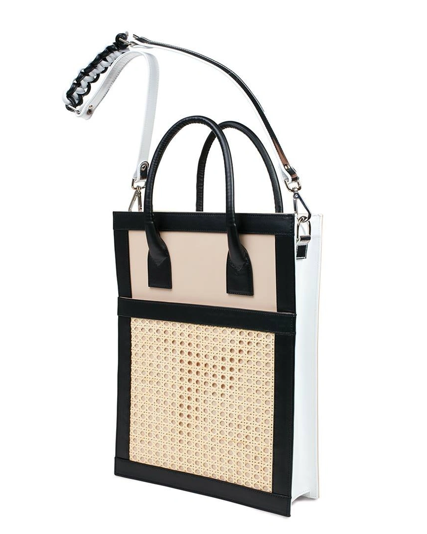 VIENNA SHOPPER BAG MEDIUM "Сумка бежево-белая, телячья кожа, декор из соломки, ремень с серебристо