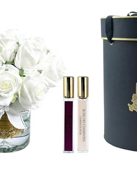 GRAND ROSE BUDS BOUQUETБольшой букет из бутонов роз, 2 спрея по 10 мл, белый, золотой декор