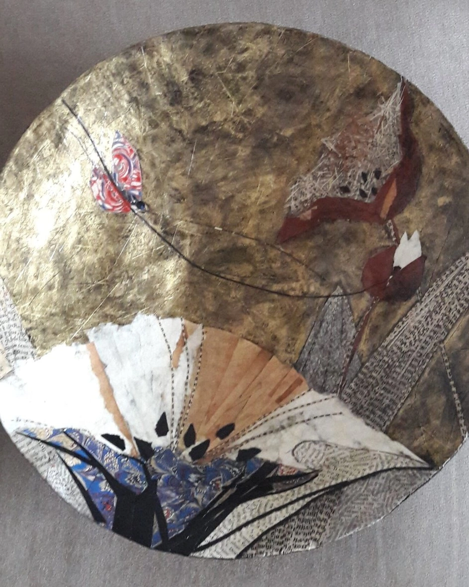 ТАРЕЛКА Тарелка декоративная диам 40 см, папье маше, инкрустации из льняной бумаги