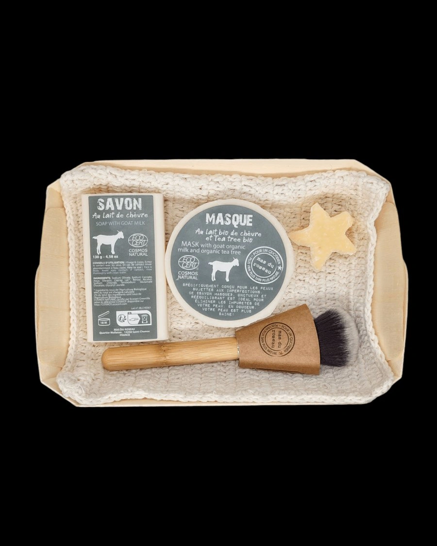 COFFRET CHEVRE Набор для всех типов кожи 1 мыло 130 гр, 1 маска-мыло для лица твердая 150 гр, кисточ