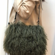 JASMIN MUFF BAG hedge greenСумка-муфта зеленый 19/26, с мехом 30/40