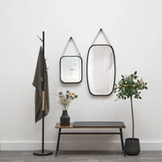 Зеркало настенное Present Time IDYLLIC LARGE, черный бамбук 74 x 43 x 1,5 см, ремень и крючок включ