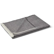 Sidsley Herringbone Dark GreyПлед темно-серый, 130х200, 100% беби альпака, 250 гр/м2
