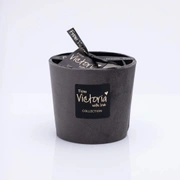 Свеча ароматическая Victoria with Love Velvet grey 400гр