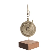 Миниатюрные ночные часы Hemisferium Miniature Nocturnal Dial Н 13 см диам 5 см толщина 6 мм, бронза