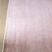 BAMBOO ROSE DUSTКовер 200х300, высота ворса 11-12 мм, 4 кг/м2, ручная работа, цвет пудрово-розовый