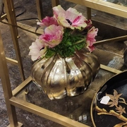 POMEGRANATE VASE . Ваза в форме граната, металл , цвет золото H: 18 cm | W: 26 cm | D: 26 cm