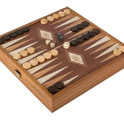 Chess/Backgammon/Ludo/Snakes Шахматы/нарды/лудо/змеи , футляр из орехового дерева