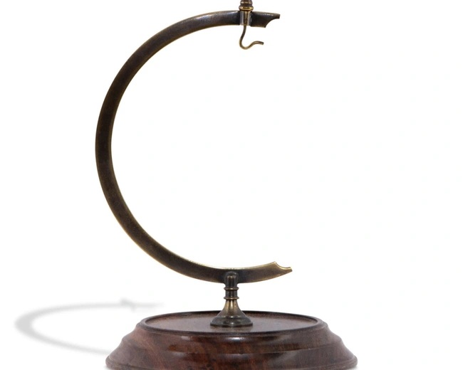 Подставка для часов AUTHENTIC MODELS Eye of Time. Диам 11 Н 17,5 см, латунь, дерево, отделка антик
