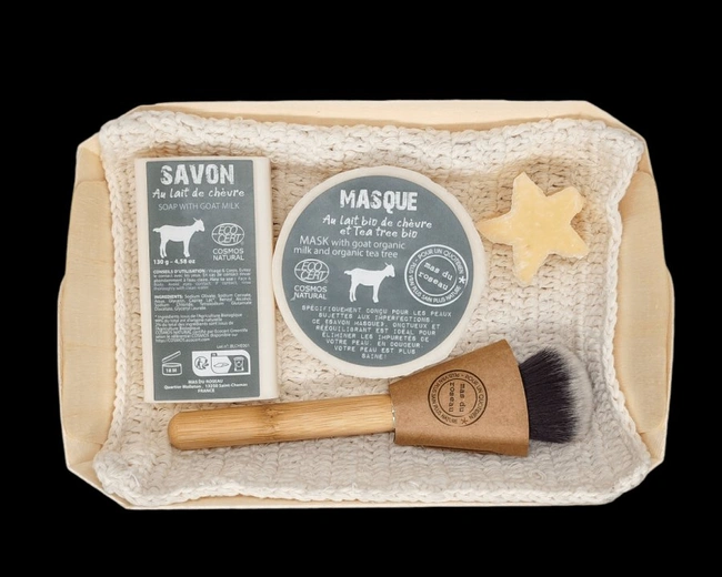 Набор CHEVRE 1 мыло 130 гр, 1 маска-мыло для лица твердая 150 гр, кисточ