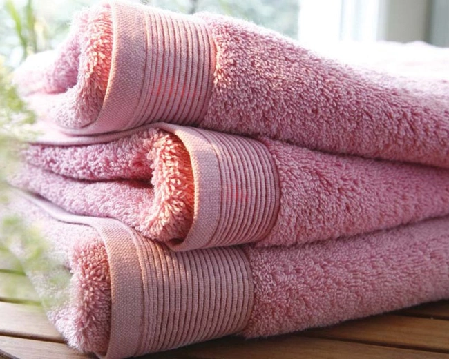 Полотенце UNI BOIS DE ROSE100/150 розовый хлопок 600гр/м3 Полотенце UNI BOIS DE ROSE100/150 розовый хлопок 600гр/м3