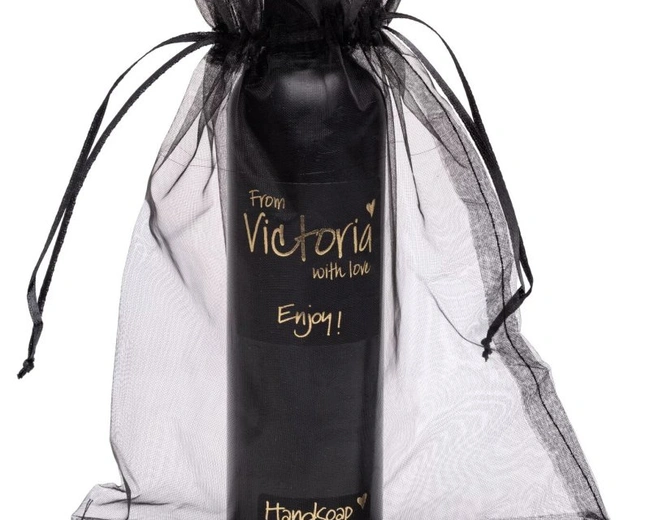Крем для рук и для тела Victoria with Love 250мл Крем для рук и для тела Victoria with Love 250мл