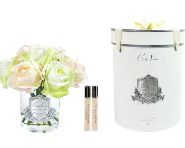 Букет из бутонов роз, Rose Buds green blush silverбледно-розовый и зеленый, 2 спрея 10мл