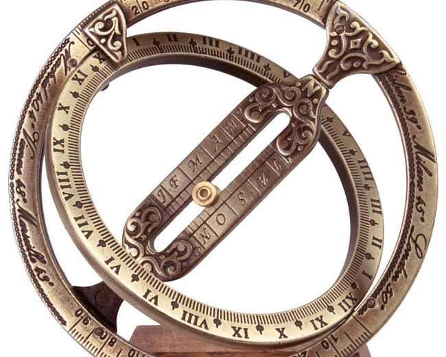 Солнечные часы универсальные Hemisferium Astronomical Ring Dial 10х0,4см высота с базой 12 см, брон
