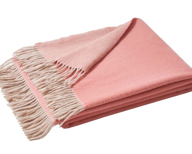 Плед KATMANDOU ROSE розовый 130/170 шерсть меринос, 240 г/м2 Плед KATMANDOU ROSE розовый 130/170 шерсть меринос, 240 г/м2