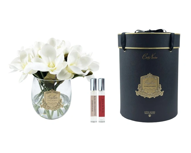 WHITE MAGNOLIAS gold badgeБукет белых магнолий, золотой декор, 2 спрея по 10 мл WHITE MAGNOLIAS gold badgeБукет белых магнолий, золотой декор, 2 спрея по 10 мл