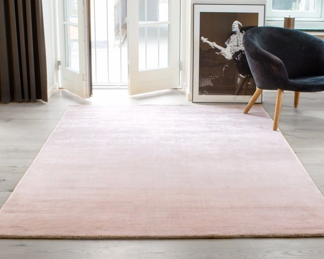 BAMBOO ROSE DUSTКовер 200х300, высота ворса 11-12 мм, 4 кг/м2, ручная работа, цвет пудрово-розовый BAMBOO ROSE DUSTКовер 200х300, высота ворса 11-12 мм, 4 кг/м2, ручная работа, цвет пудрово-розовый