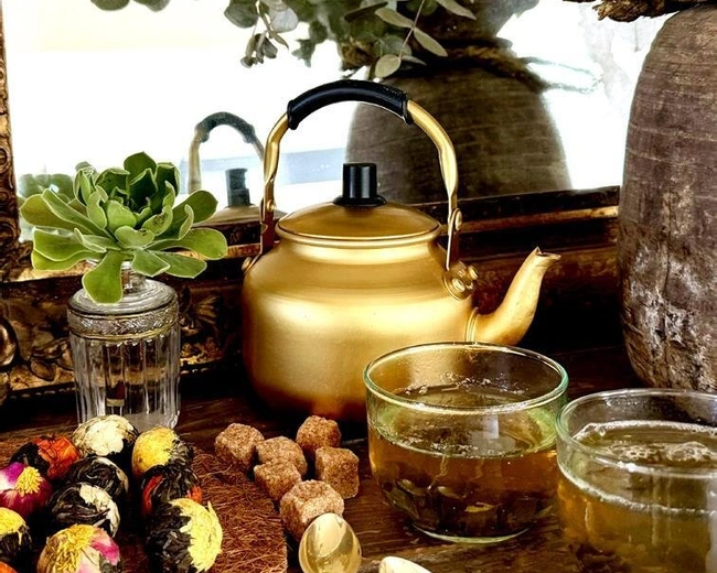 COFFRET INFUSION Набор для травяного чая 1 чайник металл, 2 стакана стекло, травяной сбор 30 гр, гиб