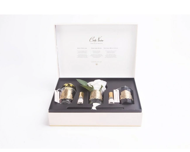 GIFT PACK CHARENTE ROSE Подарочный набор (диффузор 100мл, бутон розы, 2 спрея по 10 мл, свеча 75гр)