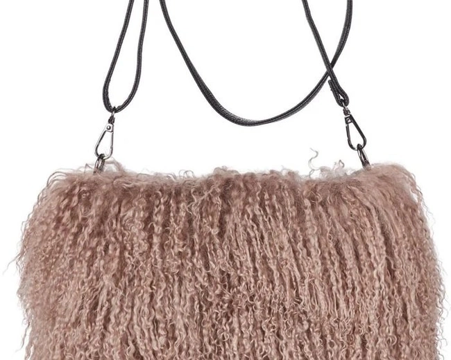 JASMIN BAG Stucco sand Сумка-муфта 19/26, розовый, козий мех 30/40
