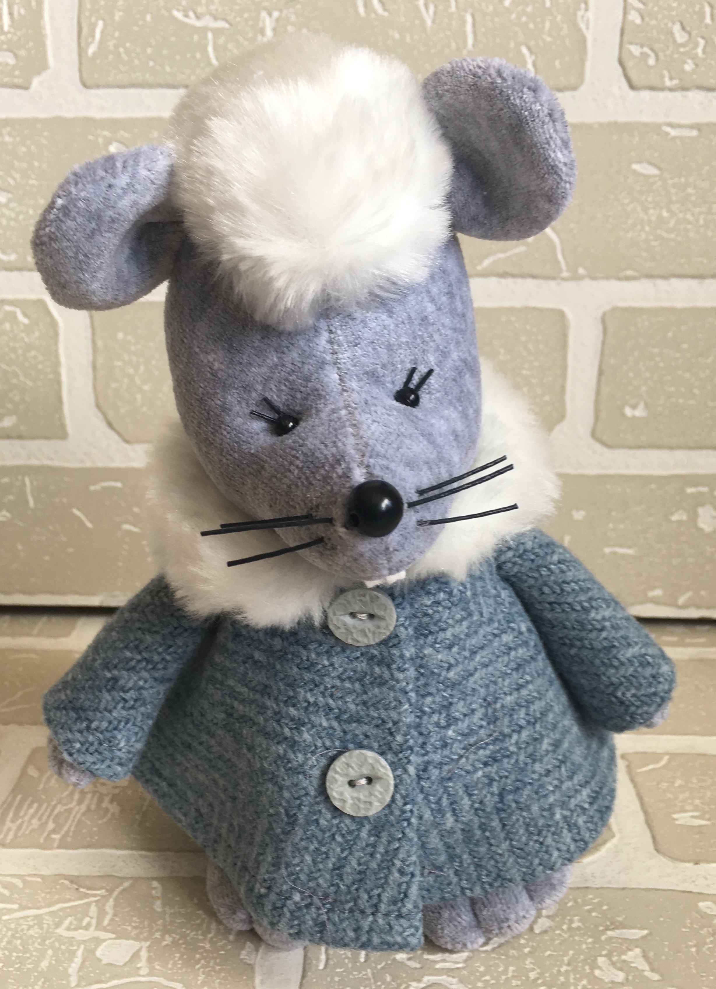 Мышь Сима (21x17) Авторская игрушка для интерьера