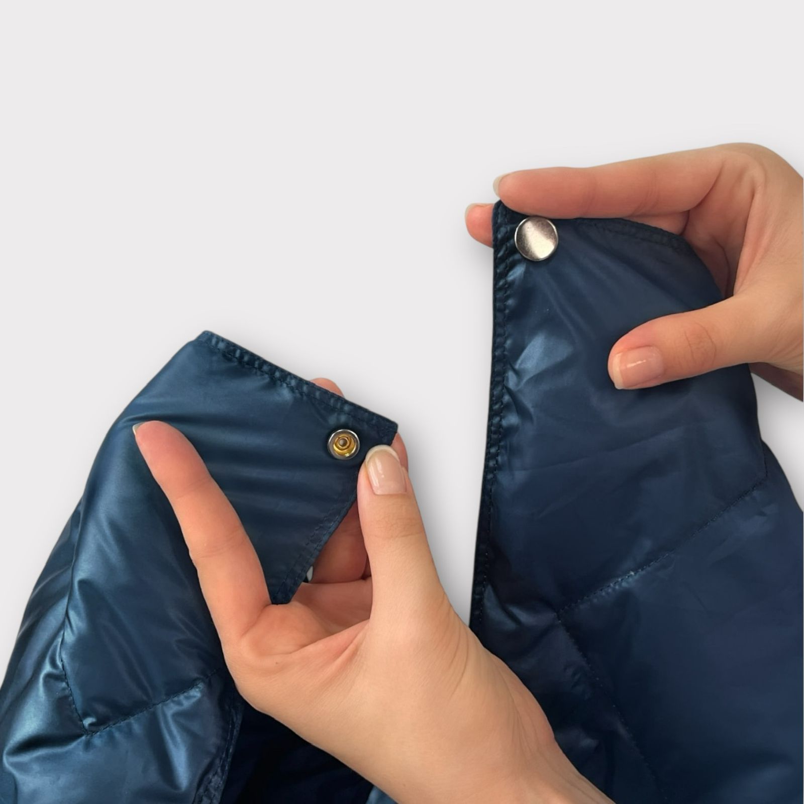 Дорожный плед-пончо пуховый Travel Cape Plaid Grass Navy 130x170 вид 7