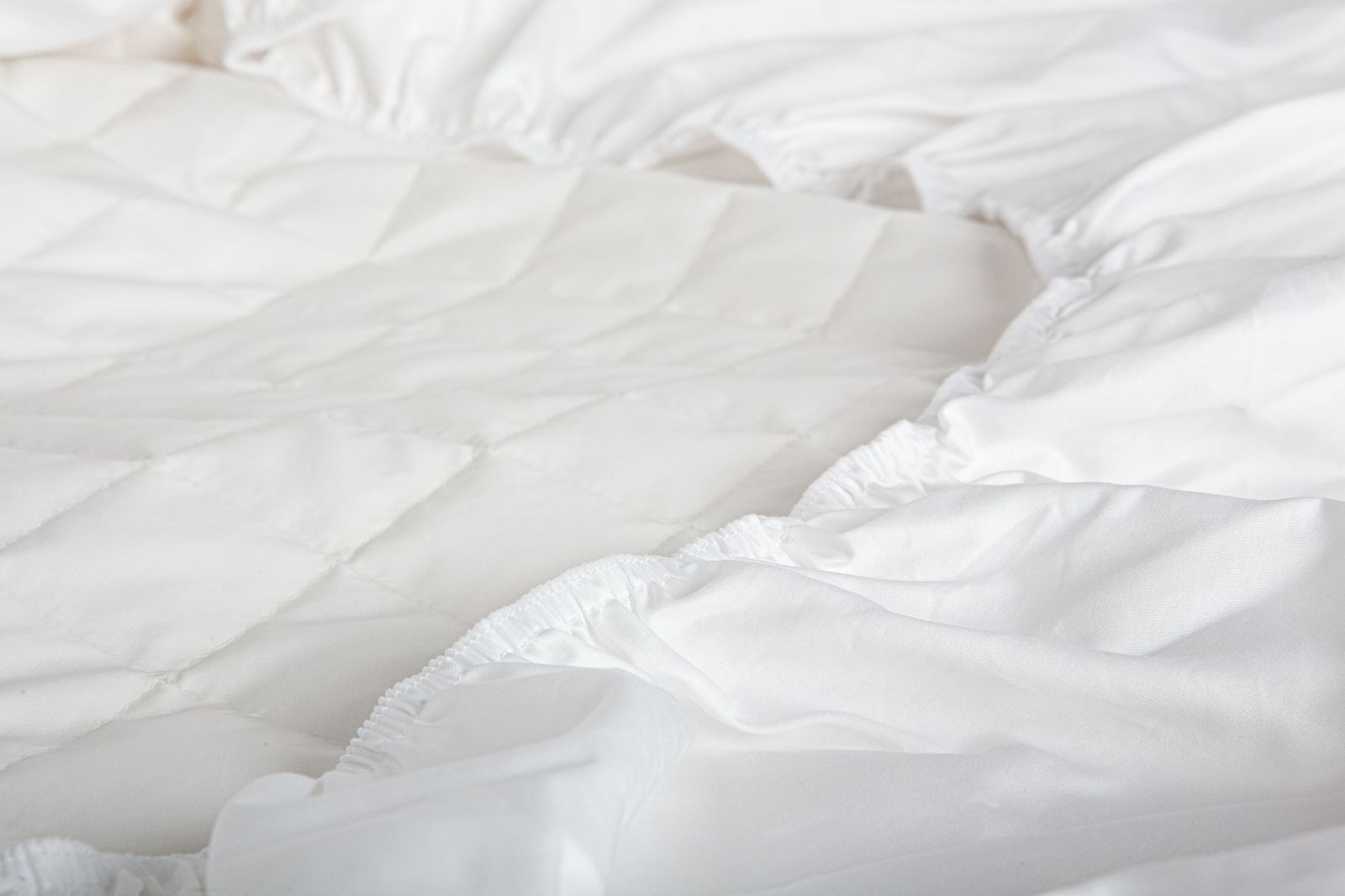 Наматрасник MATTRESS COTTON DRYSOFT GRASS непромокаемый с юбкой 140x200х40 вид 9