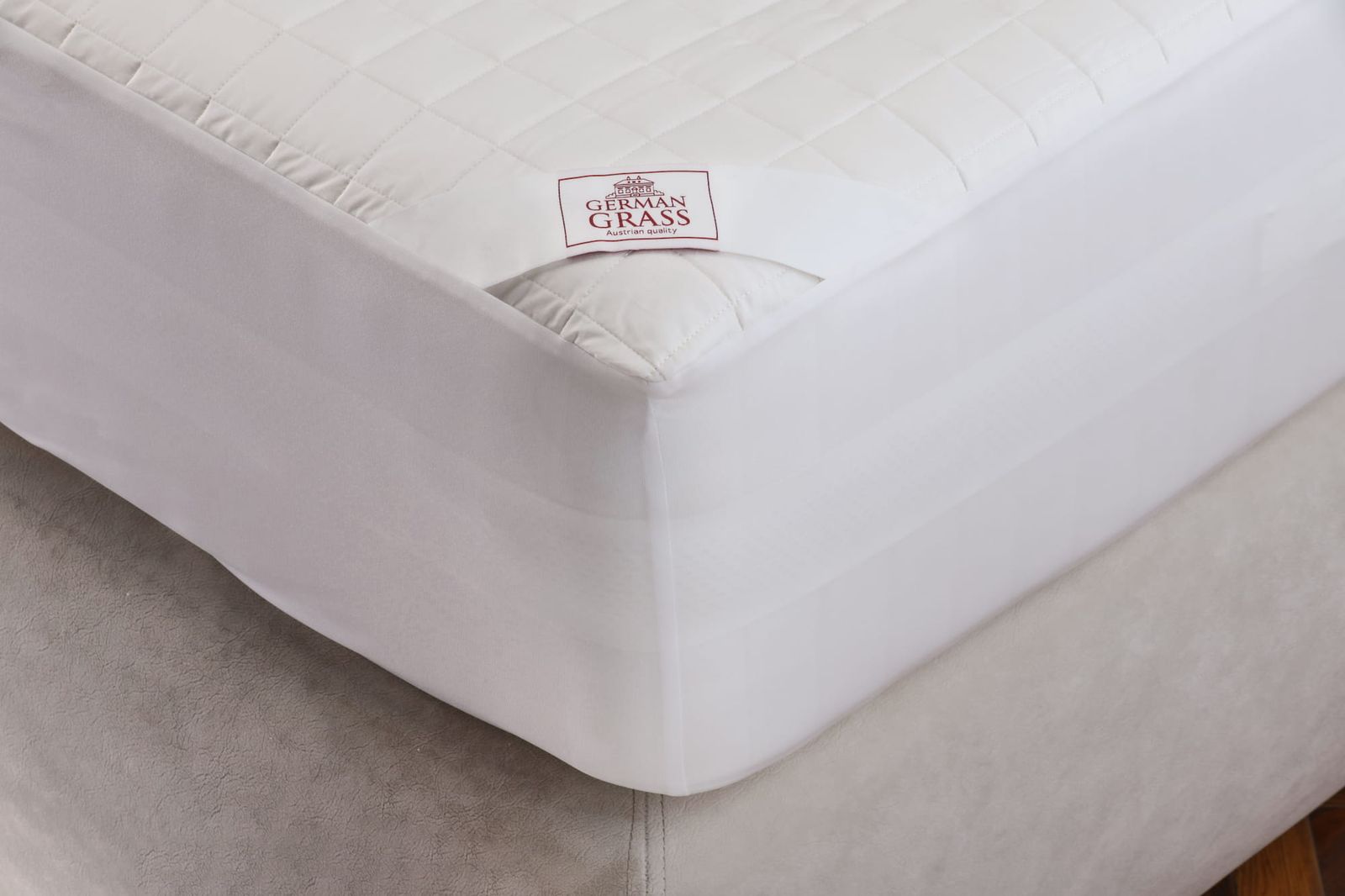 Наматрасник MATTRESS COTTON DRYSOFT GRASS непромокаемый с юбкой 200x200х40 вид 4