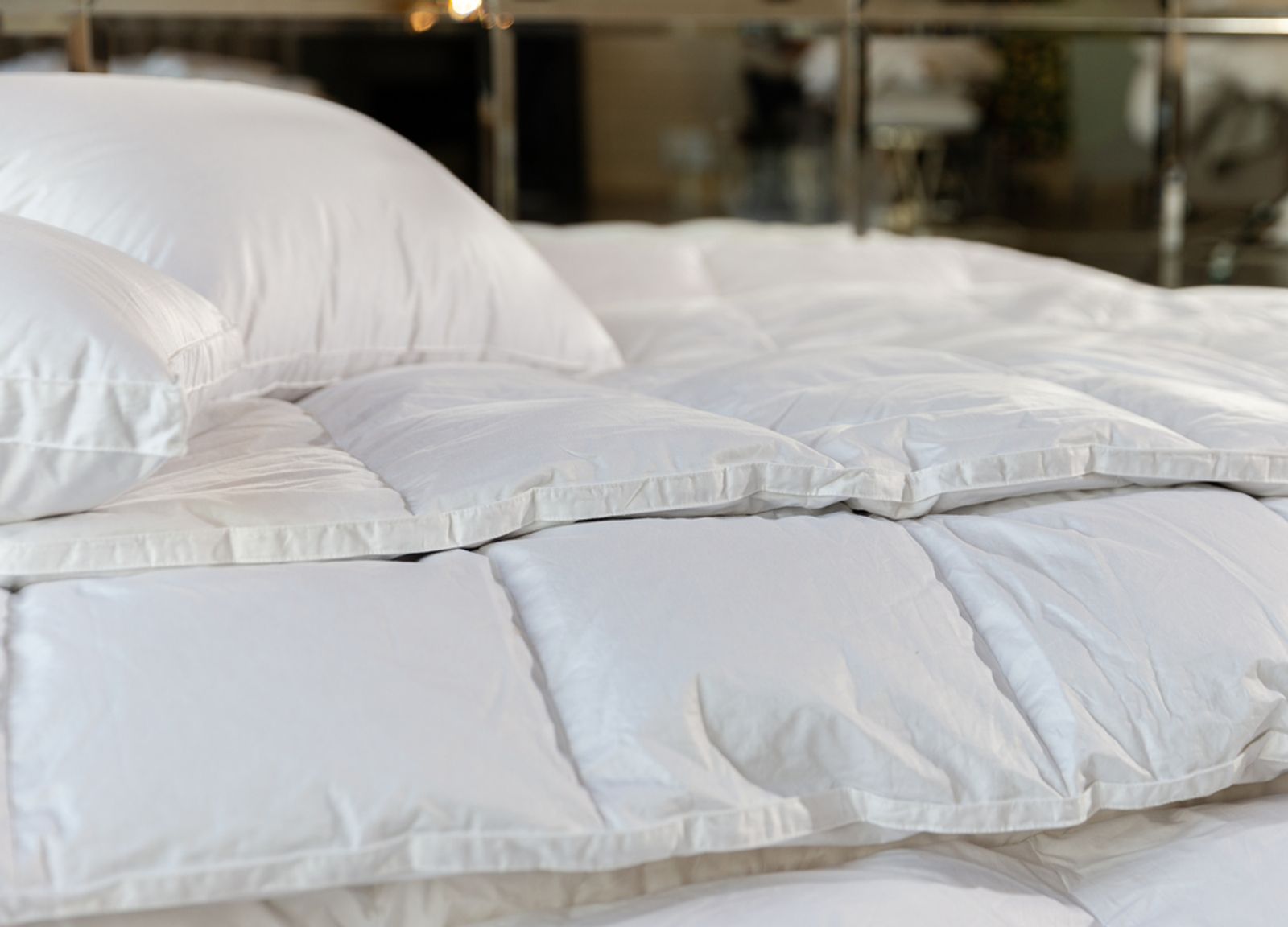 Одеяло WHITE FAMILIE DOWN теплое с бортиком 140x205 вид 9