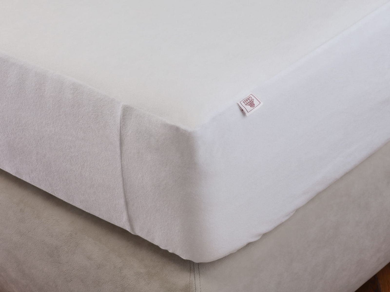 Наматрасник STOP GRASS с юбкой 160x200x40 вид 2