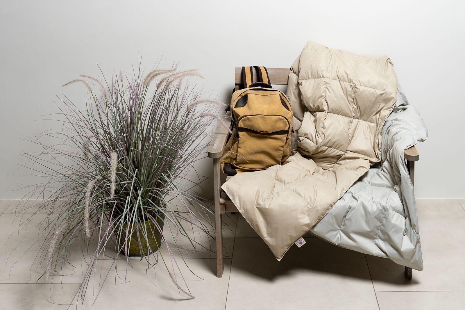 Дорожный плед - одеяло пуховый Travel Plaid Grass grey-beige 140x200