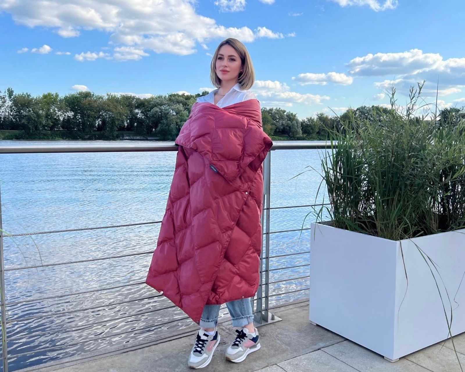 ​​​​​​​ Дорожный плед-пончо пуховый Travel Cape Plaid Grass MARSALA 130x170 вид 3