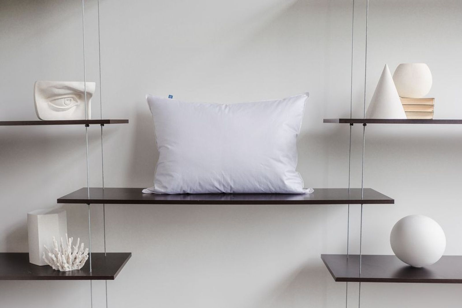 Подушка 4 STARS FAMILIE DOWN средняя 50x68