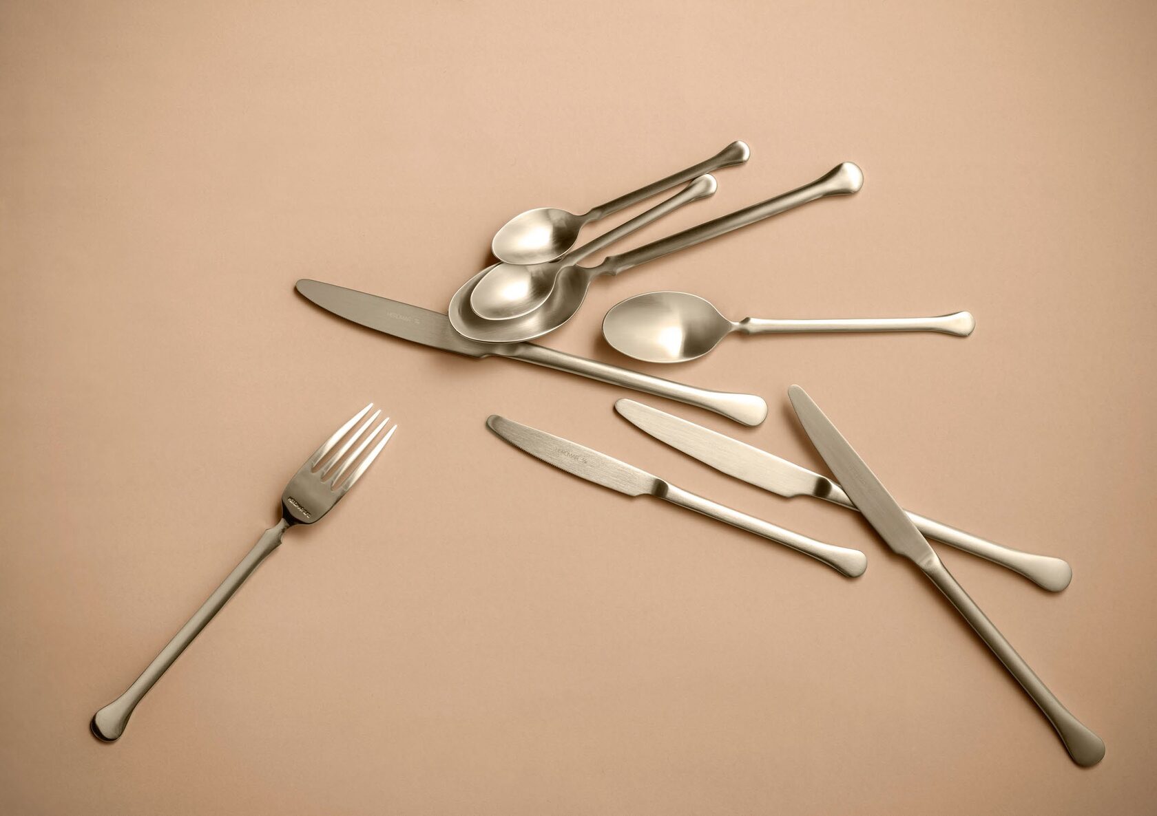 KIEV CHAMPAGNE MAT 126 Набор столовых приборов Herdmar, сталь 18/10, цвет шампань матовый, 24 шт. вид 2