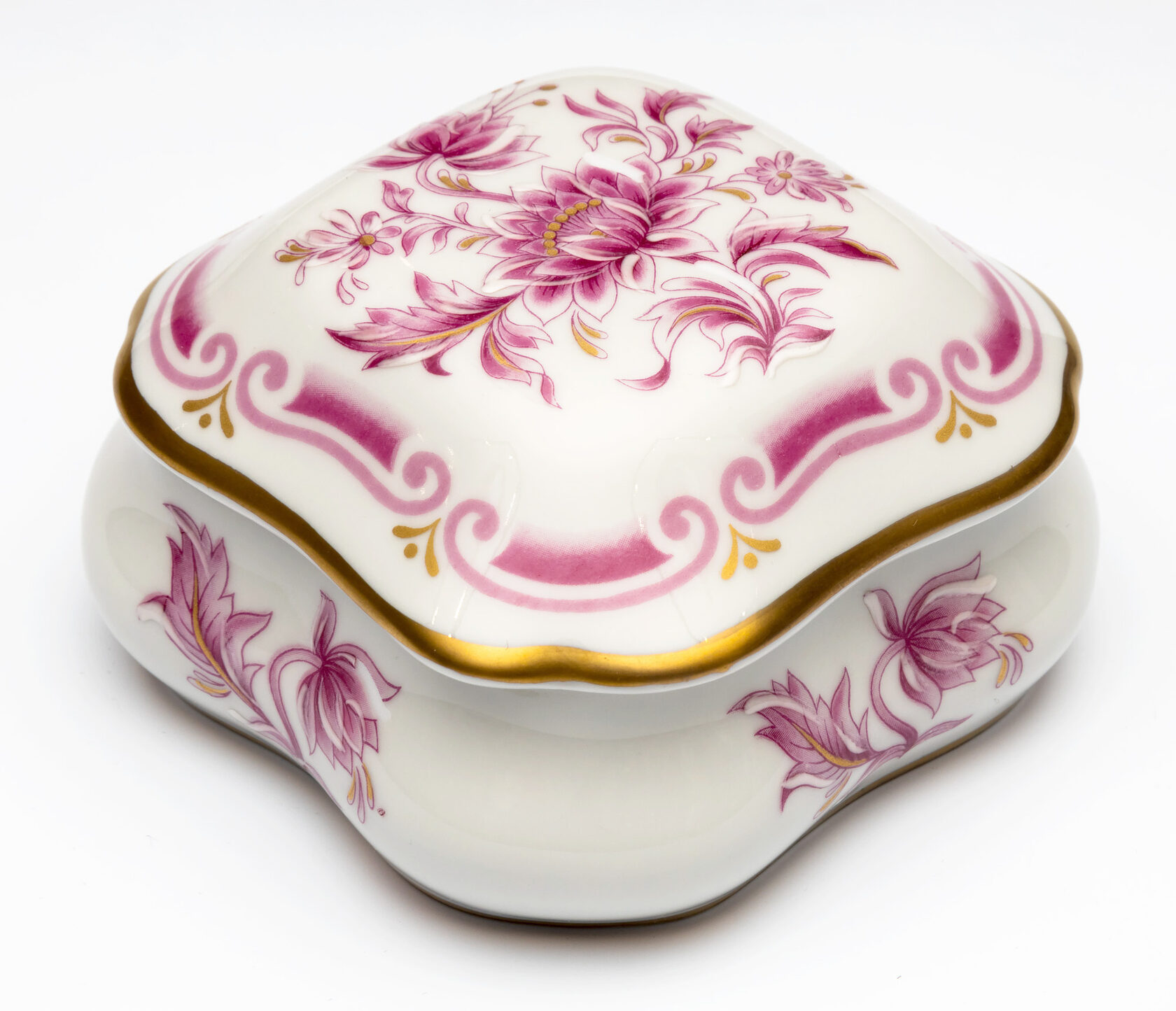 NADEGE I A/004 ANEMONEШкатулка 9х9, лиможский фарфор вид 4
