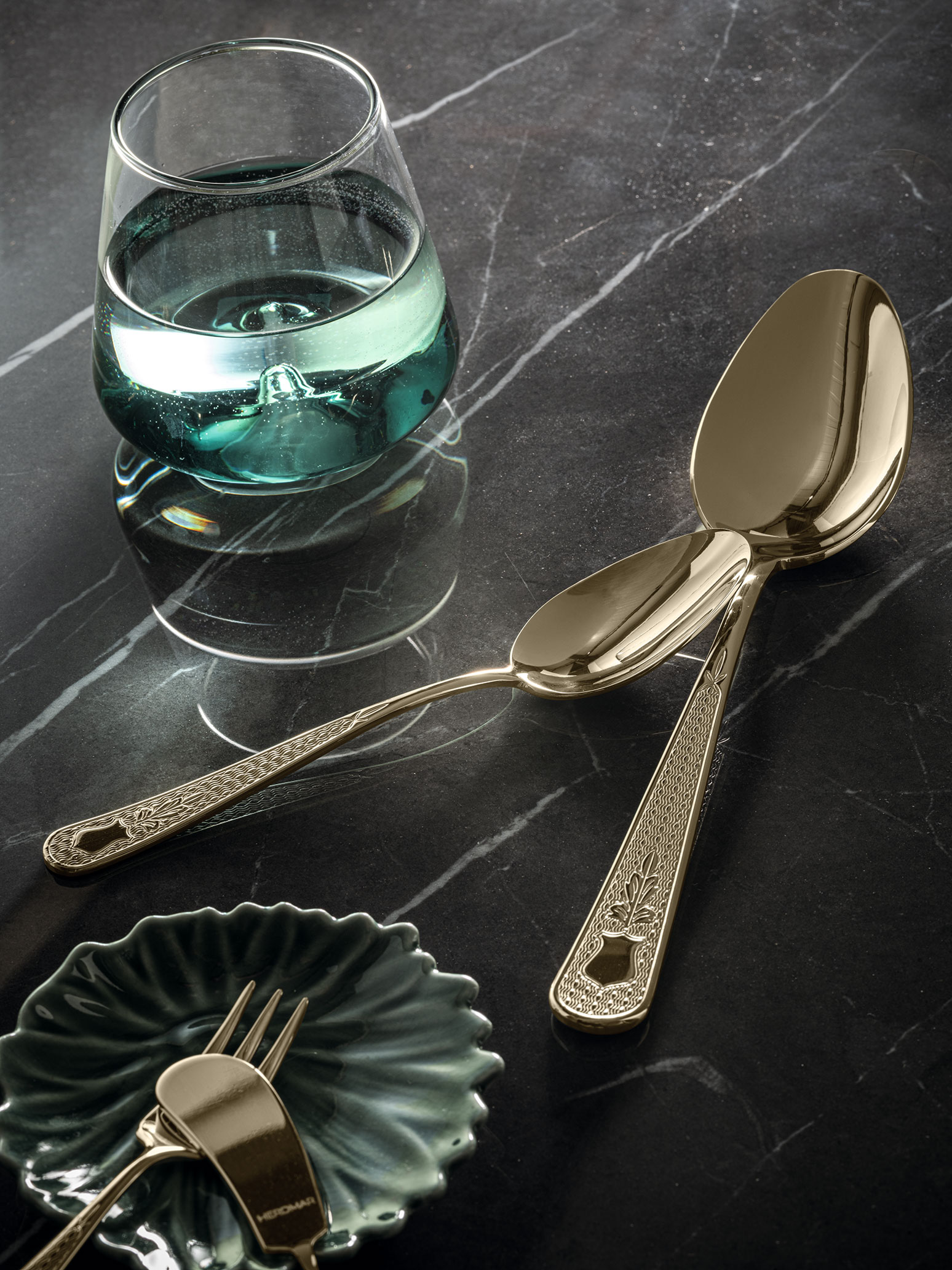 GUEL CHAMP 125 Набор столовых приборов Herdmar, сталь 18/10, цвет шампань 24 шт. вид 3