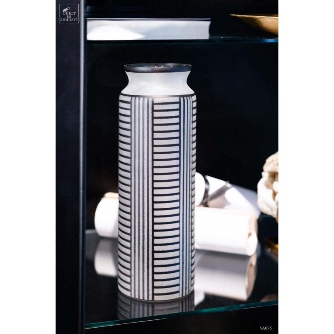 White frosted vaseВаза, стекло диам 10 Н28 см вид 8